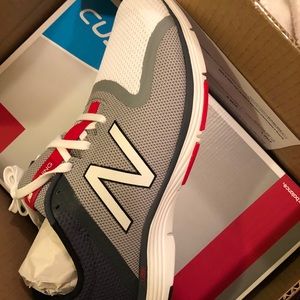 Men’s New Balance tennis shoes